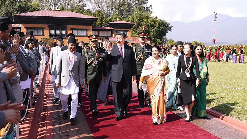 習近平出席尼泊爾總統班達里舉行的隆重歡送儀式